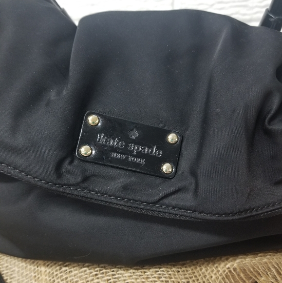 🎉HP🎉Kate Spade Carmen Fold over crossbody/ shoulder bag - Picture 4 of 16